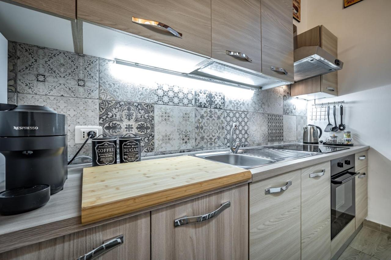 Mf Home Design ฟลอเรนซ์ ภายนอก รูปภาพ