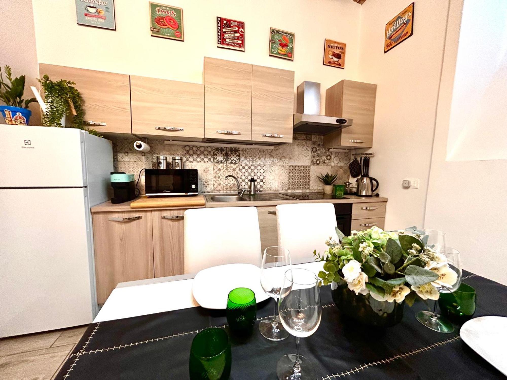 Mf Home Design ฟลอเรนซ์ ภายนอก รูปภาพ