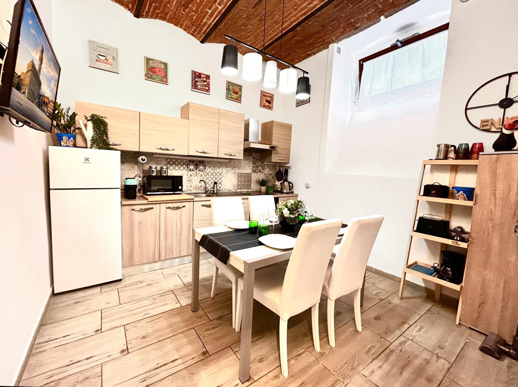 Mf Home Design ฟลอเรนซ์ ภายนอก รูปภาพ